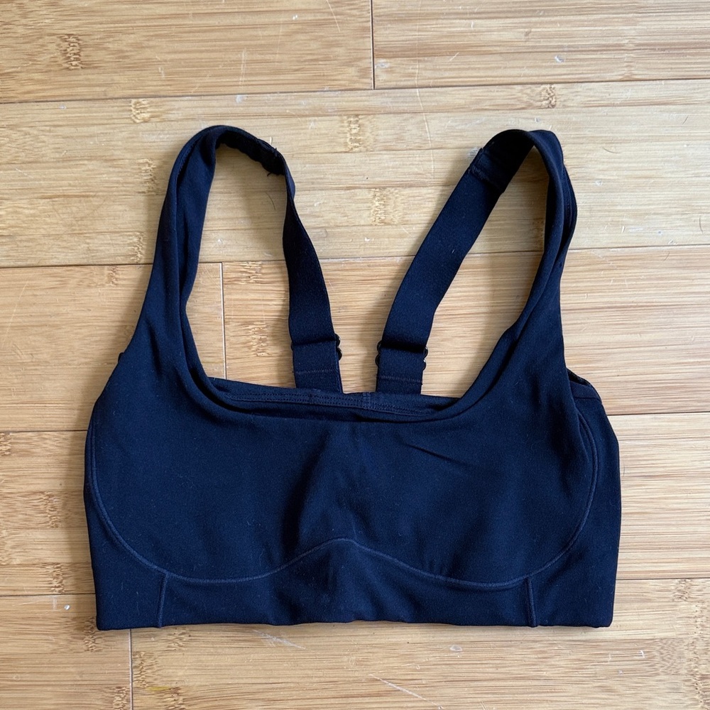 Stori Black Sports Bra